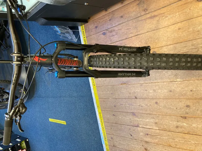 Second Hand Specialized Stumpjumper Comp 27.5 Medium 2018 Black-1